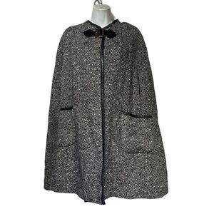Vintage 80’s wool Herringbone dark academia Cape Cloak Damaged